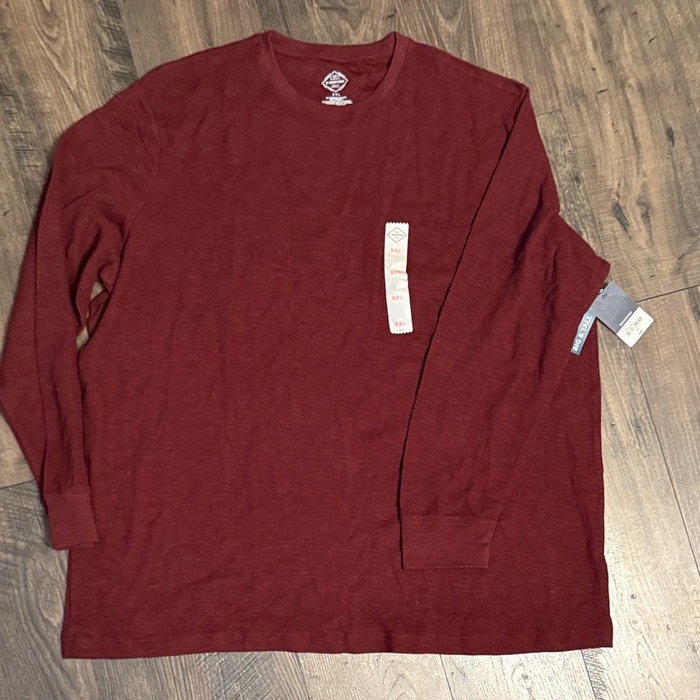 St. John's Bay Men's Burgundy Long-Sleeve Crewneck sweater